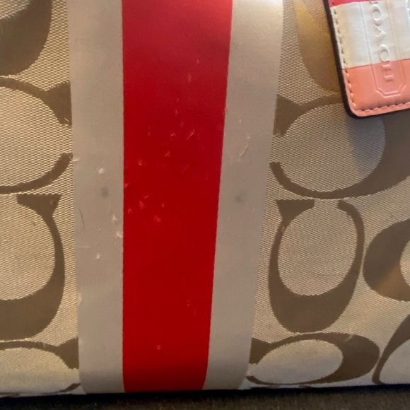 Coach Signature C Tote - Picture 3 of 6